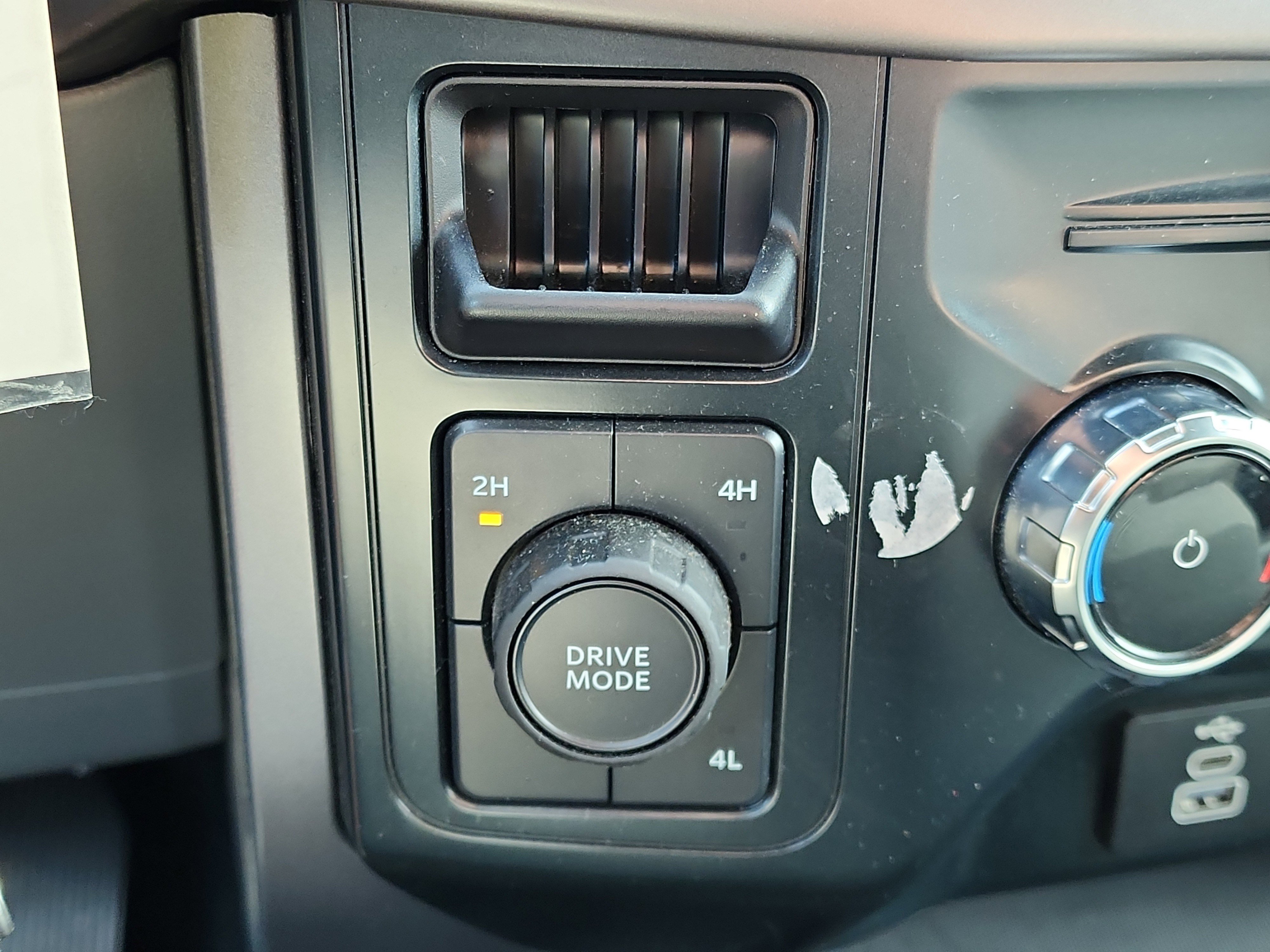 Certified 2025 Ford F150 XLT w/ Equipment Group 301A Standard image 25