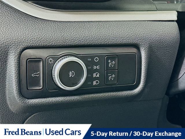 Certified 2023 Ford Explorer XLT image 12