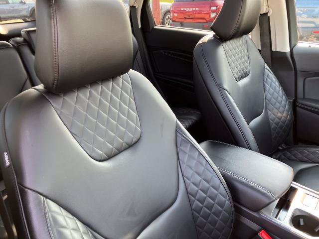 Certified 2024 Ford Edge Titanium AWD/4WD image 22