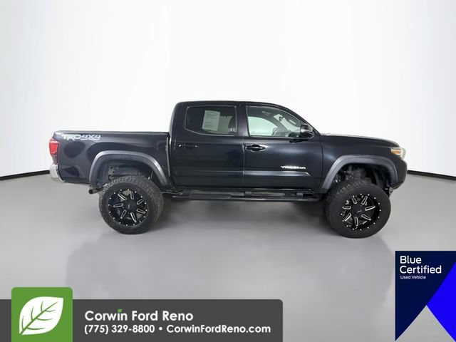 Used 2018 Toyota Tacoma TRD Off-Road AWD/4WD image 9
