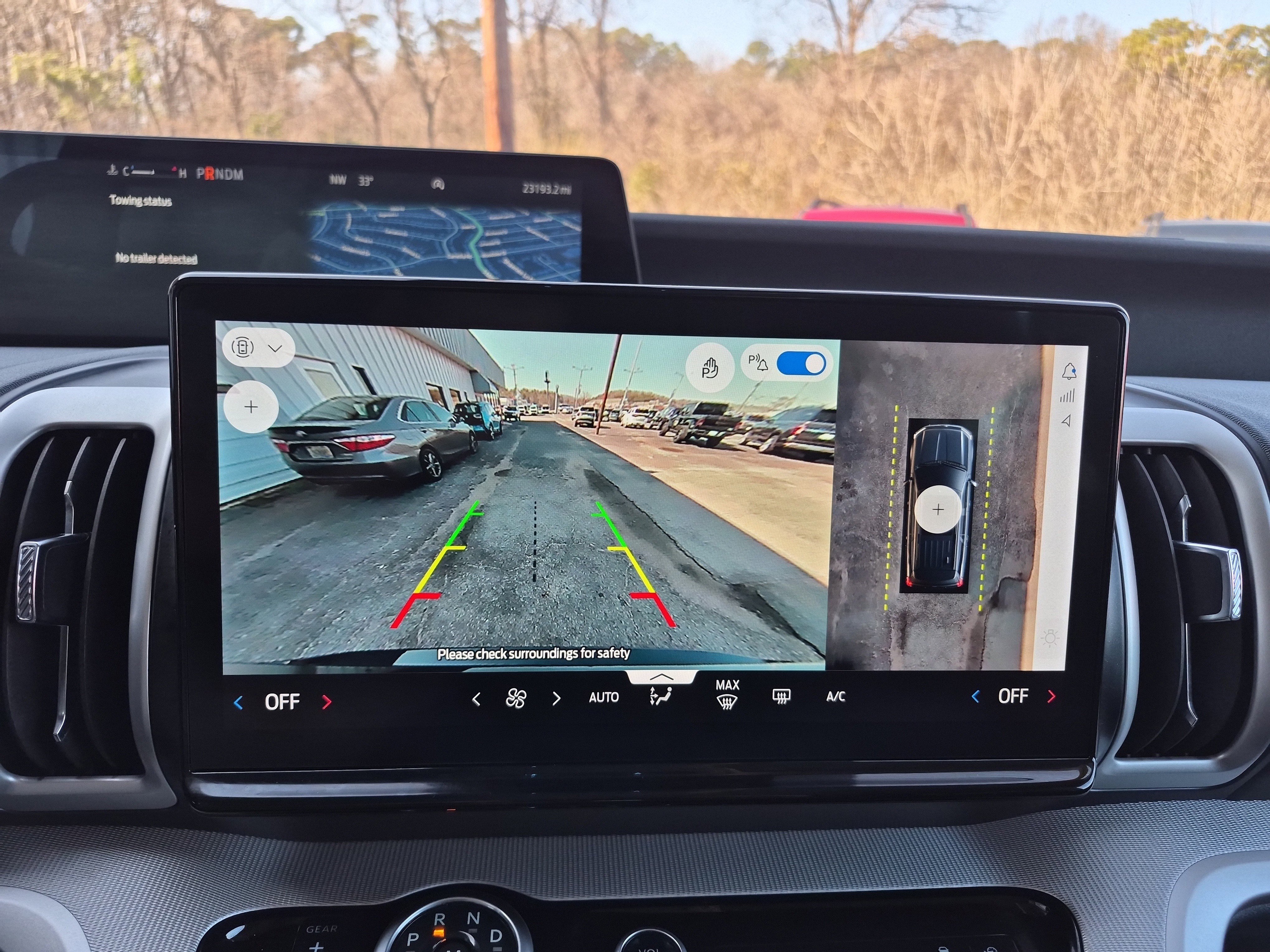 Certified 2025 Ford Expedition Active image 38