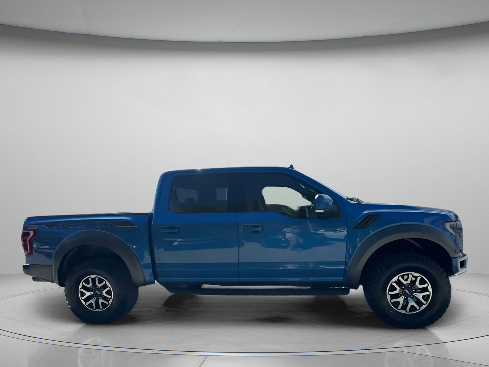 Certified 2020 Ford F150 Raptor w/ Equipment Group 802A Luxury image 25