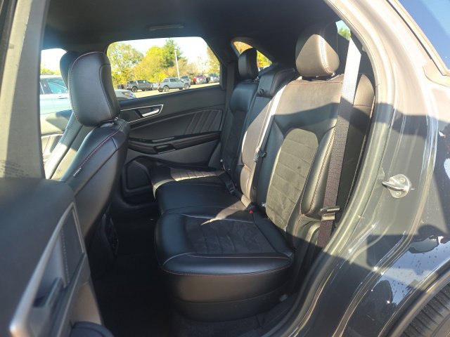 Certified 2021 Ford Edge ST-Line FWD image 16