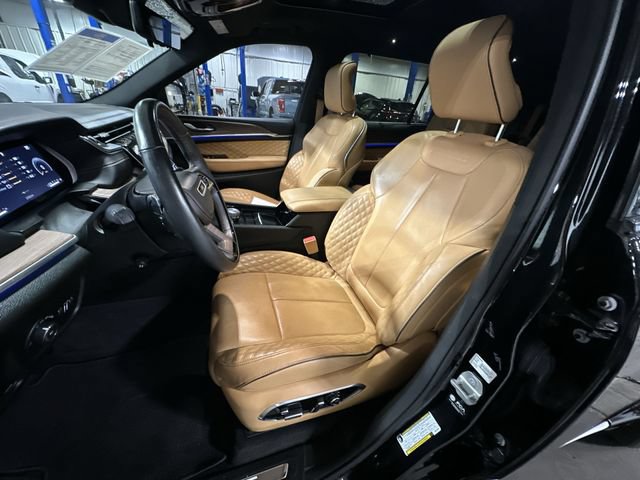Used 2021 Jeep Grand Cherokee L Summit w/ Advanced Protech Group IV AWD/4WD image 17