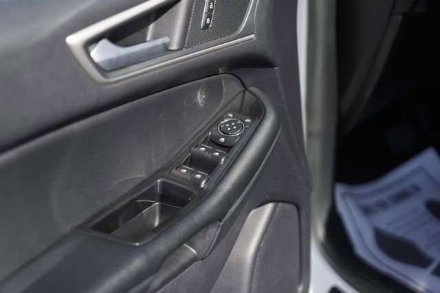 Certified 2020 Ford Edge SEL image 28