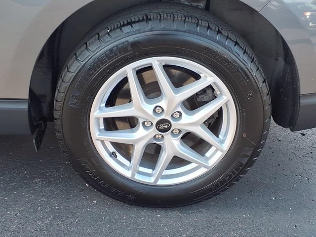 Certified 2023 Ford Edge SEL w/ Convenience Package AWD/4WD image 8