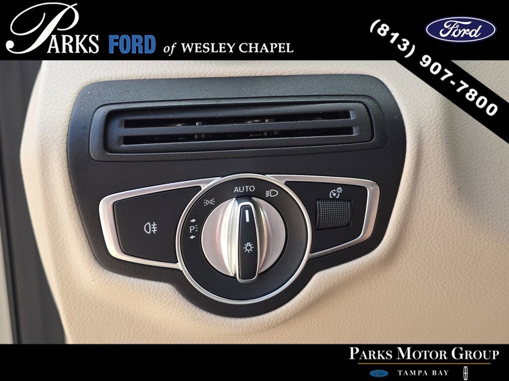 Used 2021 Mercedes-Benz GLC 300 4MATIC image 28