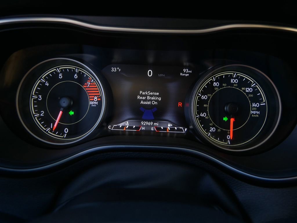 Used 2019 Jeep Cherokee Trailhawk image 28