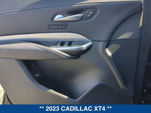 Used 2023 Cadillac XT4 Premium Luxury w/ Technology Package AWD/4WD image 10