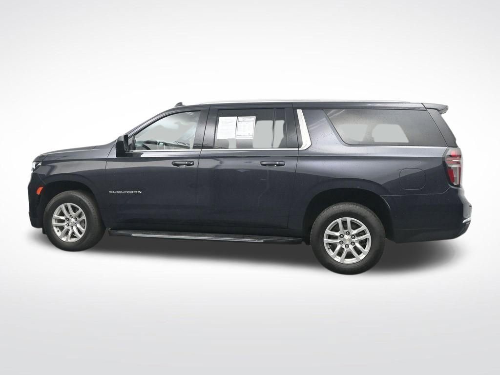 Used 2023 Chevrolet Suburban LT AWD/4WD image 10