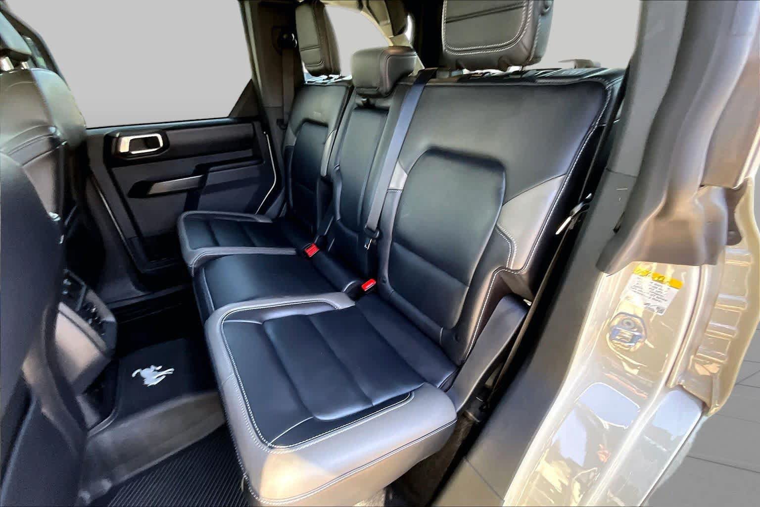 Certified 2025 Ford Bronco Outer Banks AWD/4WD image 21