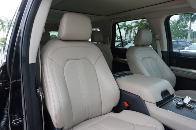 Certified 2023 Ford Expedition Max Limited RWD image 2