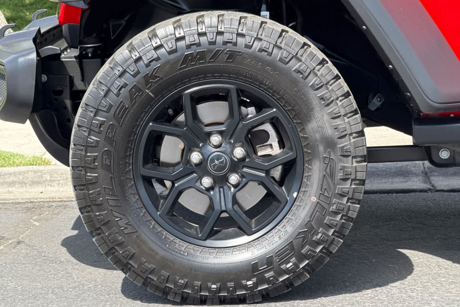 Used 2025 Jeep Wrangler Unlimited Sport AWD/4WD image 26