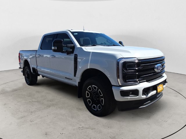 Certified 2025 Ford F350 Platinum w/ FX4 Off-Road Package AWD/4WD image 7