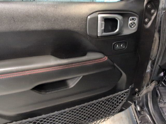 Used 2019 Jeep Wrangler Unlimited Rubicon w/ Dual Top Group AWD/4WD image 16