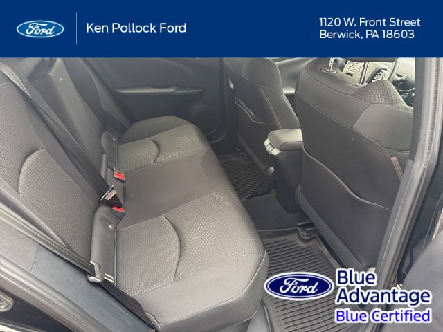 Used 2022 Toyota Prius LE image 30