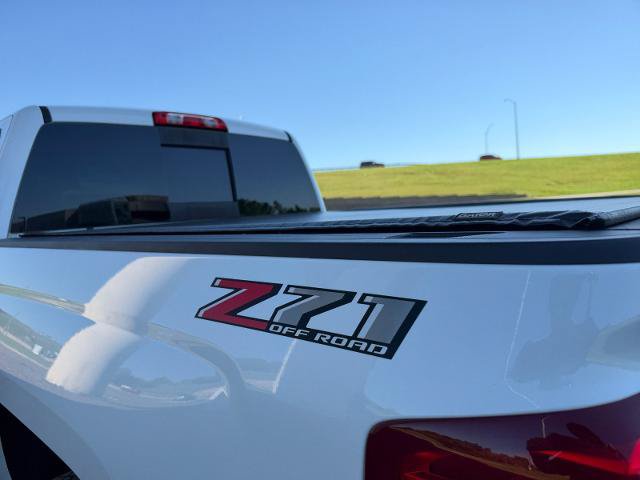 Used 2018 Chevrolet Silverado 1500 LTZ Z71 w/ LTZ Plus Package AWD/4WD image 19