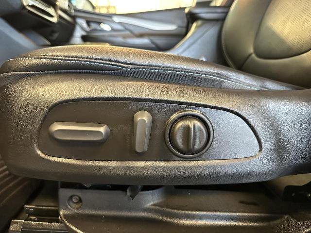 Used 2022 Chevrolet Bolt LT w/ Infotainment Package image 20
