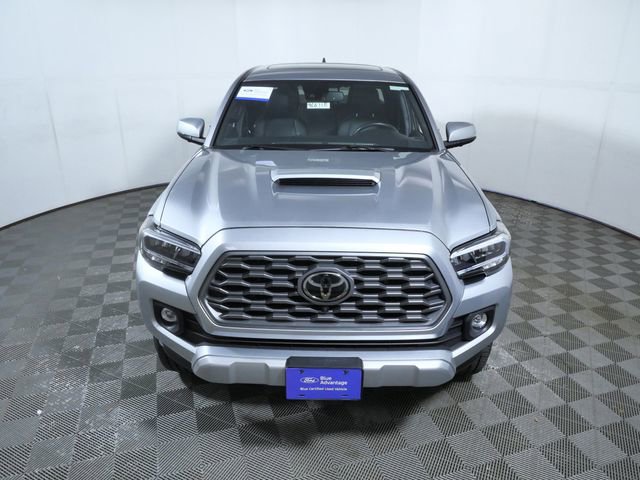 Used 2023 Toyota Tacoma TRD Sport w/ TRD Premium Sport Package AWD/4WD image 3