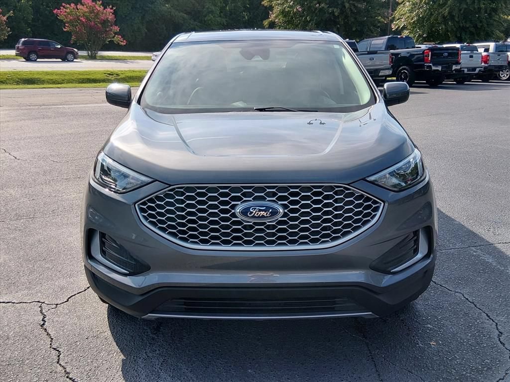 Certified 2023 Ford Edge SEL AWD/4WD image 9