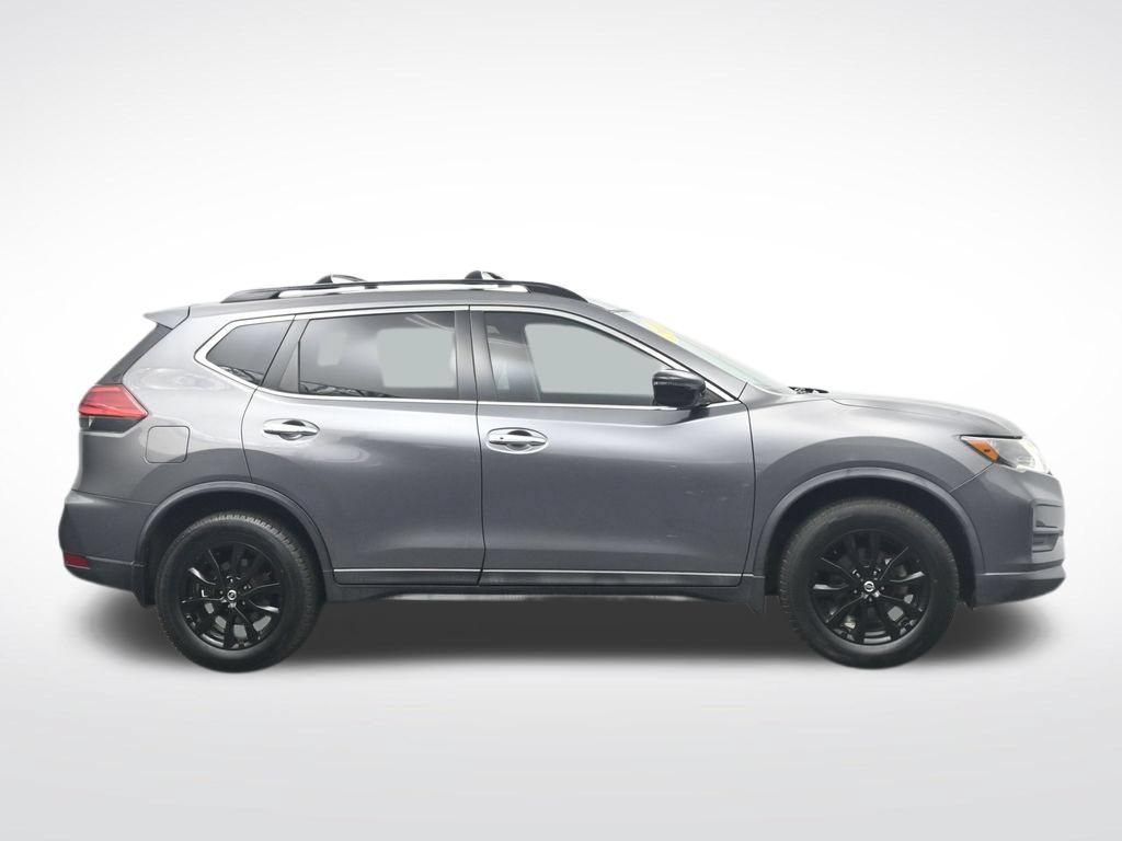 Used 2017 Nissan Rogue SV w/ Midnight Edition Package AWD/4WD image 4