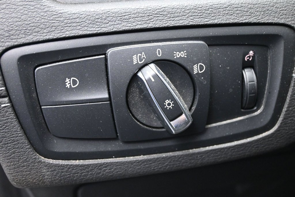 Used 2020 BMW X2 sDrive28i w/ Convenience Package FWD image 14