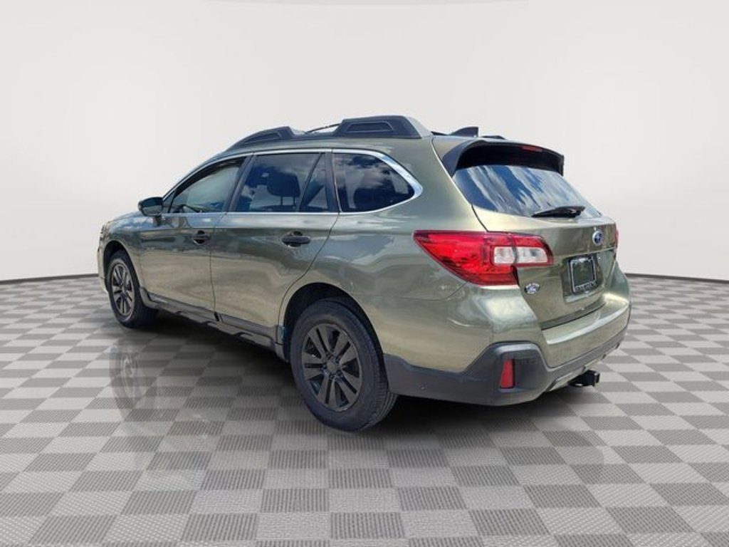 Used 2019 Subaru Outback 2.5i Premium image 4