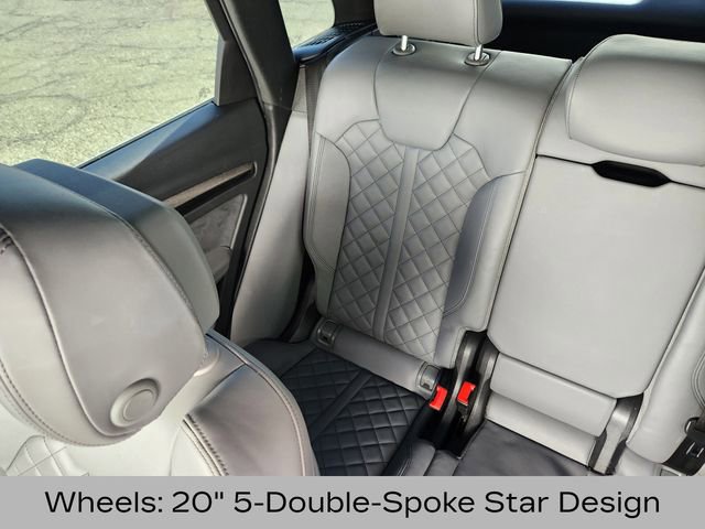 Used 2018 Audi SQ5 Premium Plus w/ Navigation Package image 15