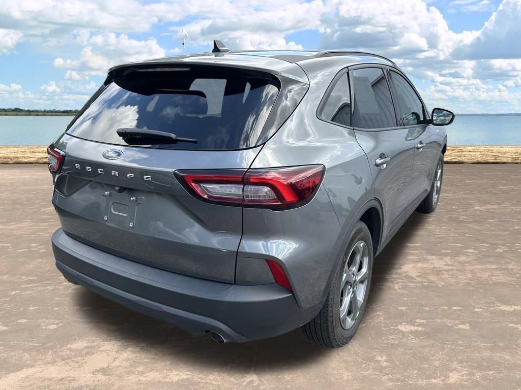 Certified 2025 Ford Escape ST-Line FWD image 9