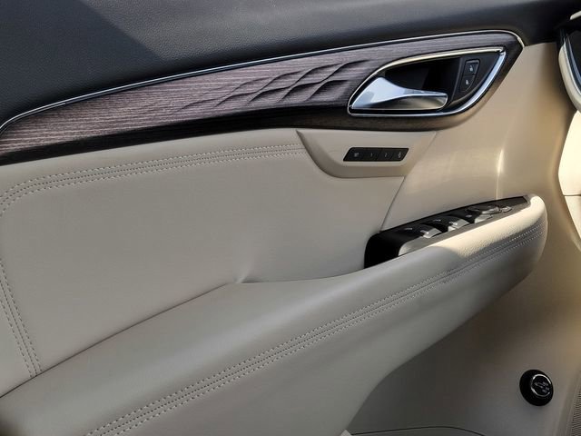 Used 2023 Buick Envision Avenir AWD/4WD image 36