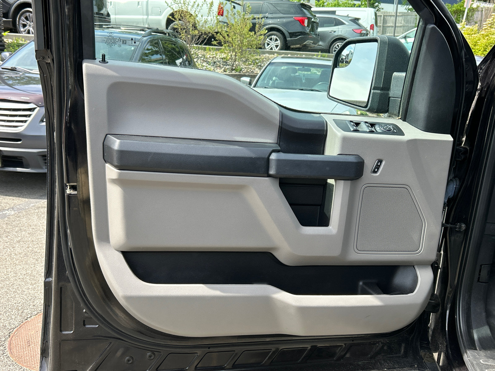 Certified 2020 Ford F150 XL w/ Equipment Group 101A Mid AWD/4WD image 6