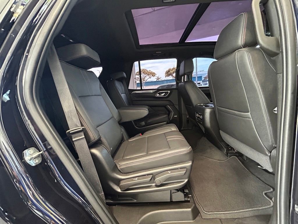 Used 2022 Chevrolet Tahoe RST w/ Sport Performance Package RWD image 30