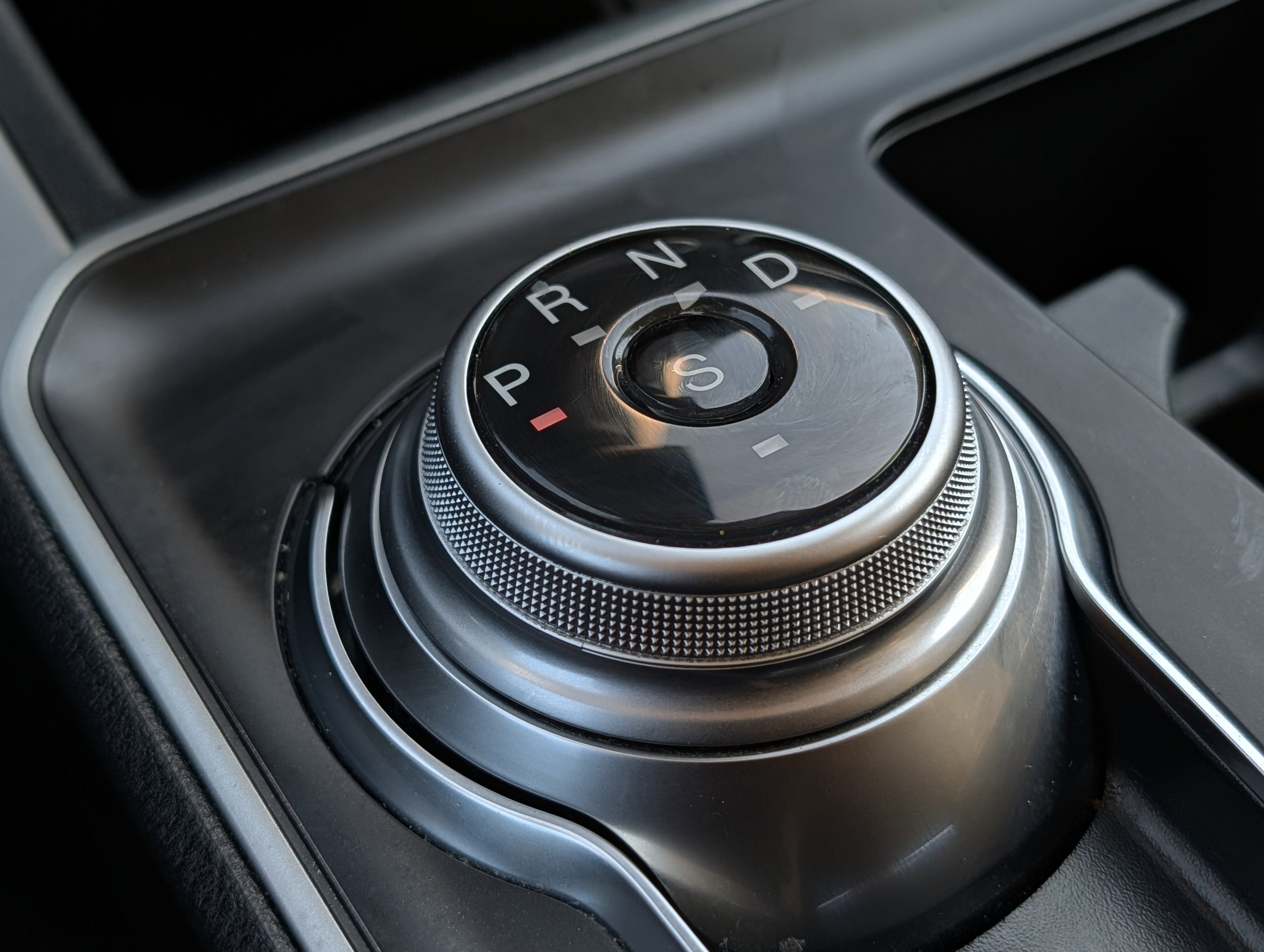 Certified 2024 Ford Edge SE image 30