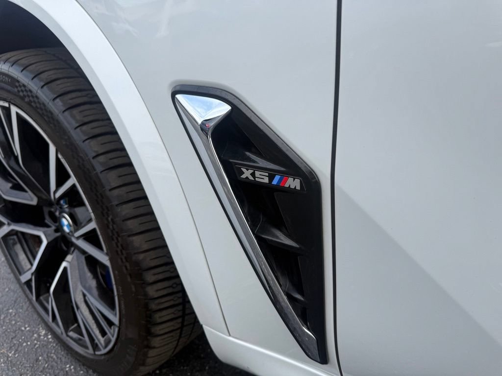 Used 2021 BMW X5 M w/ Executive Package AWD/4WD image 19