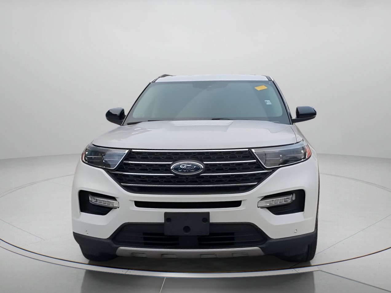 Certified 2023 Ford Explorer XLT w/ Equipment Group 202A RWD image 8