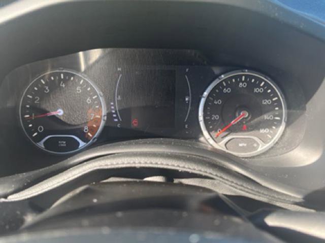 Used 2018 Jeep Renegade Latitude w/ Popular Equipment Group image 16