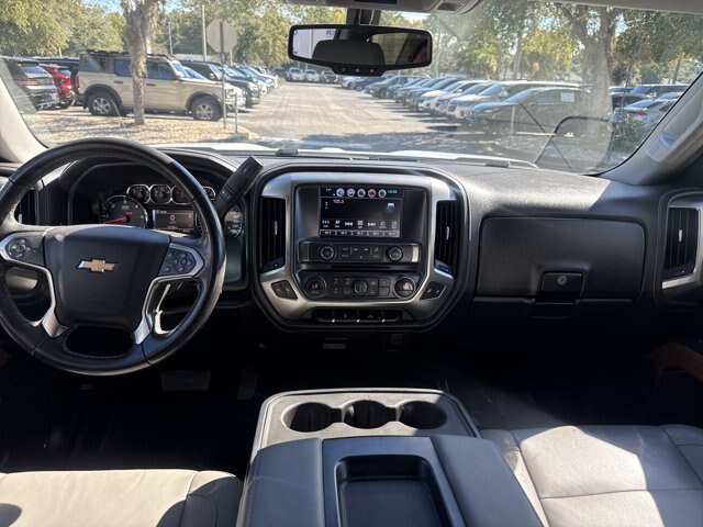 Used 2018 Chevrolet Silverado 1500 LTZ AWD/4WD image 19