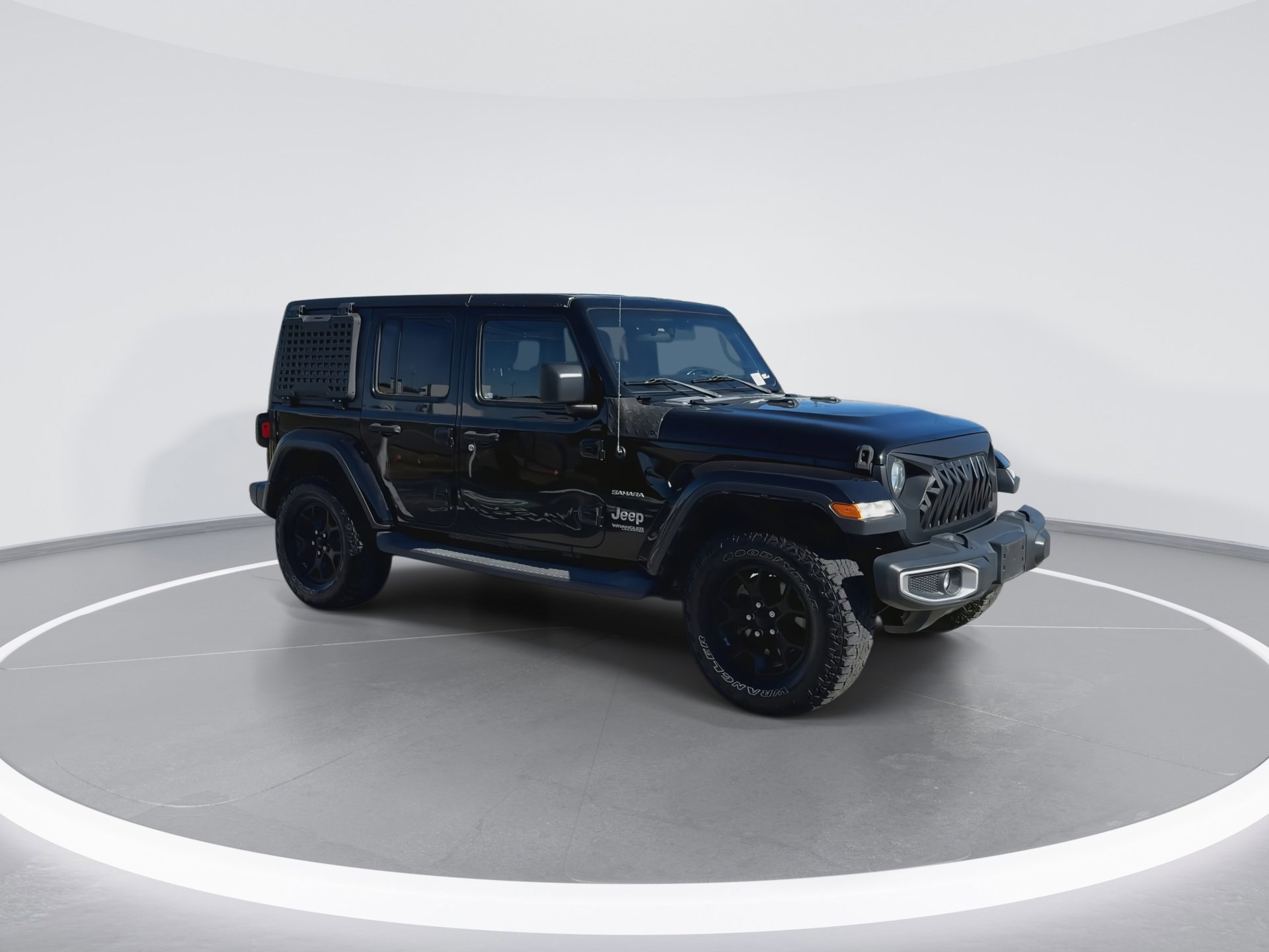 Used 2019 Jeep Wrangler Unlimited Sahara video 2