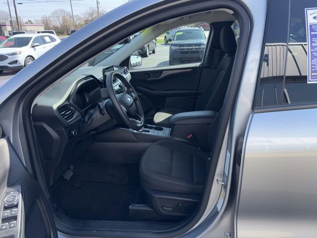 Certified 2024 Ford Escape Active AWD/4WD image 22