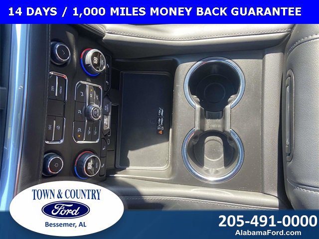 Used 2024 Chevrolet Suburban Z71 w/ Luxury Package image 25