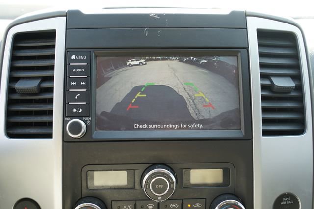 Used 2021 Nissan Frontier SV w/ Midnight Edition Floor Mats image 12