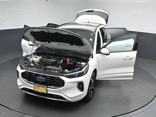 Certified 2023 Ford Escape ST-Line Elite w/ Class II Trailer Tow Package AWD/4WD image 56