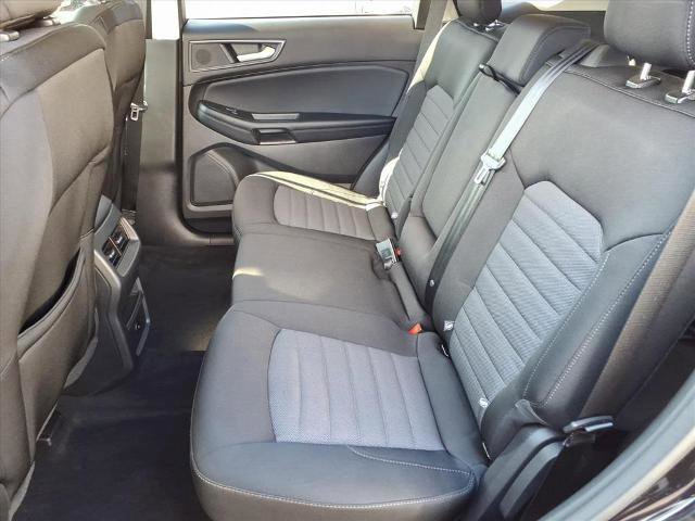 Certified 2022 Ford Edge SE w/ Black Appearance Package image 20