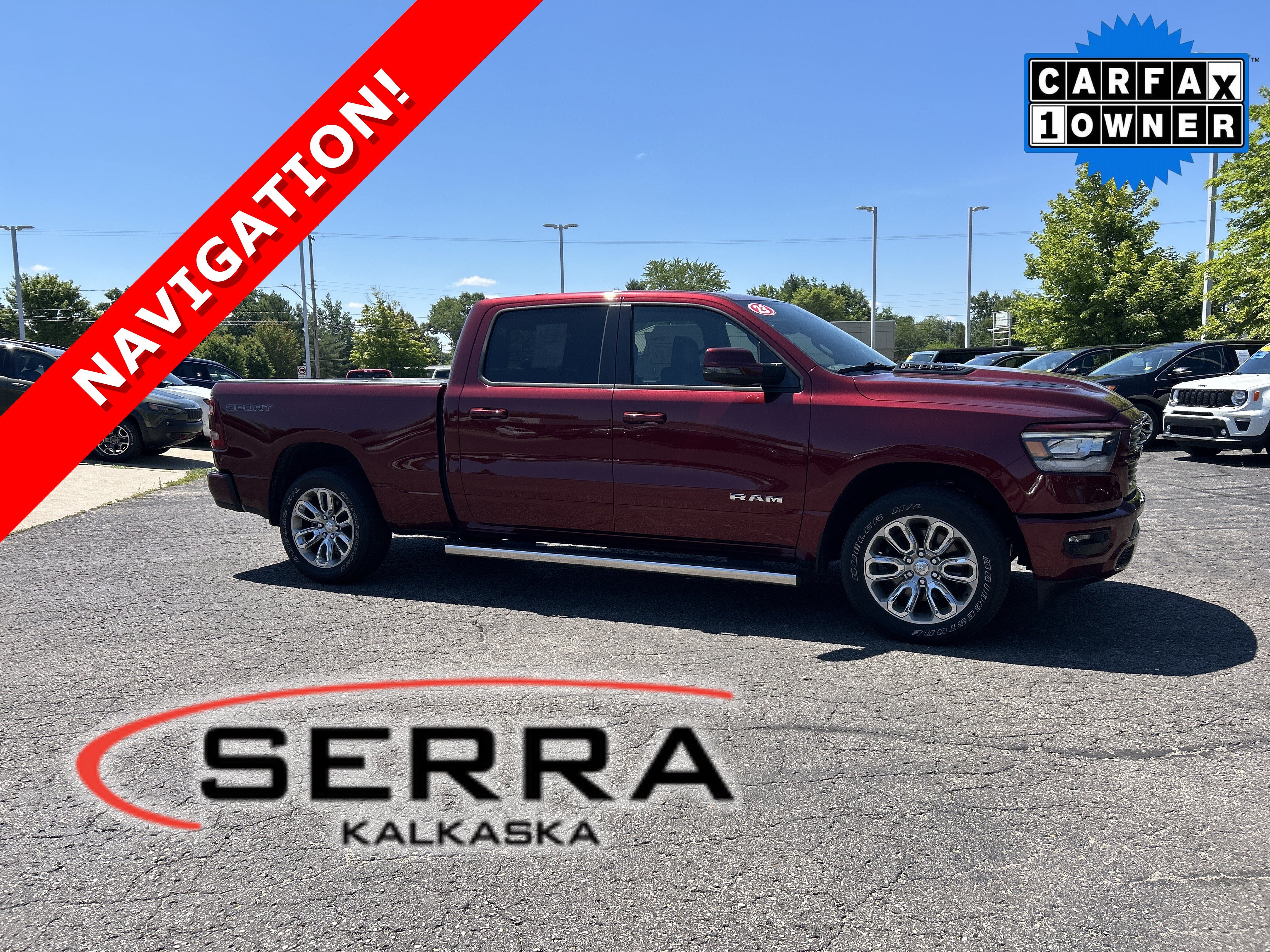 Used 2023 RAM 1500 Laramie AWD/4WD image 1