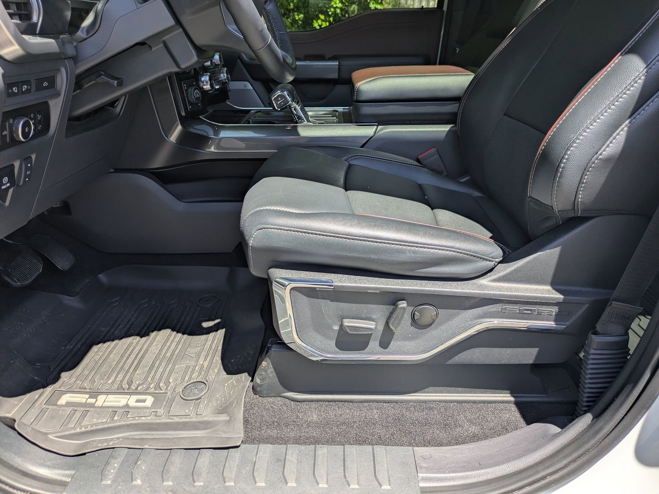 Certified 2023 Ford F150 Lariat AWD/4WD image 13