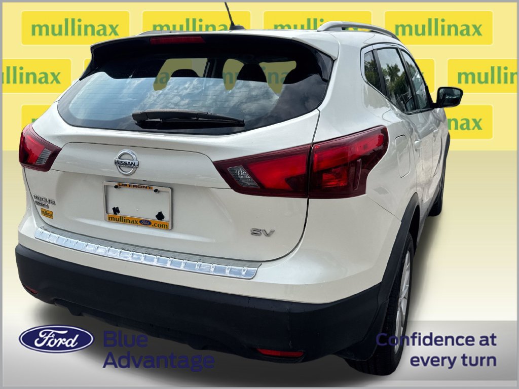 Used 2017 Nissan Rogue Sport SV FWD image 4