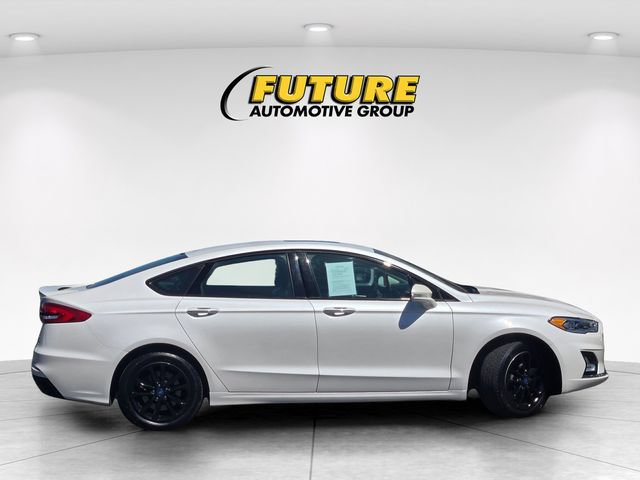 Certified 2019 Ford Fusion Energi Titanium FWD image 3