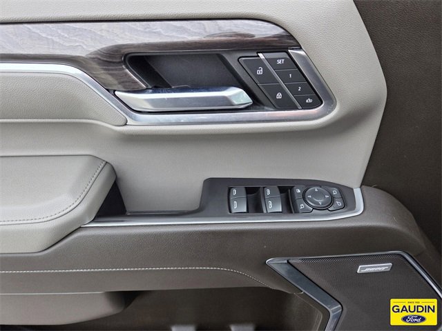 Used 2022 Chevrolet Silverado 1500 LTZ w/ LTZ Premium Package image 18