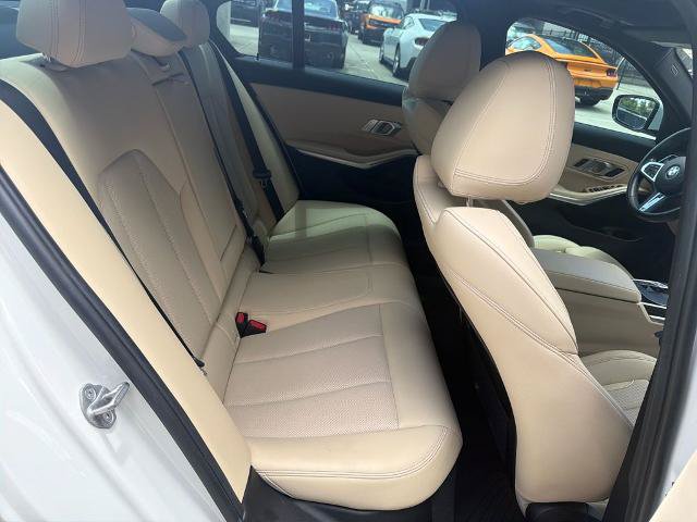 Used 2023 BMW 330i xDrive Sedan w/ M Sport Package AWD/4WD image 30
