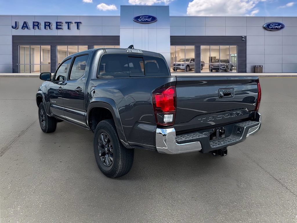 Used 2023 Toyota Tacoma SR5 RWD image 3
